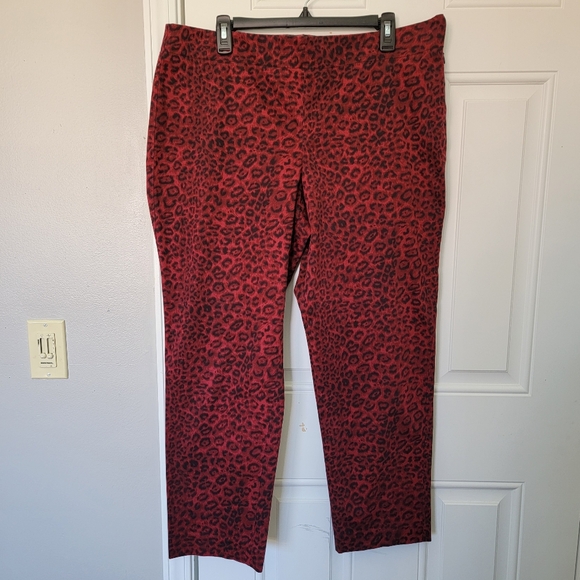 Talbots Dark Red Signature Cropped Side Zip Leopard Print Pants Size 16 - Picture 1 of 11